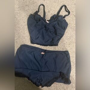 Black Fredericks of Hollywood Two-Piece Lingerie Set